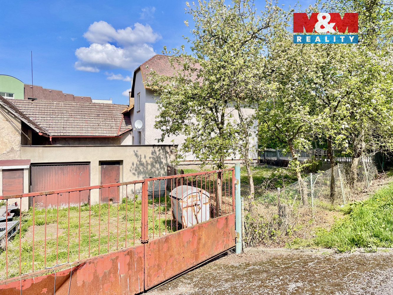 Prodej domu 100 m² s pozemkem 423 m²