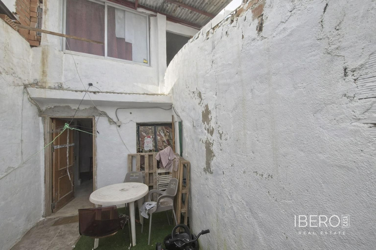 Prodej domu 100 m² s pozemkem 98 m² — photo 2