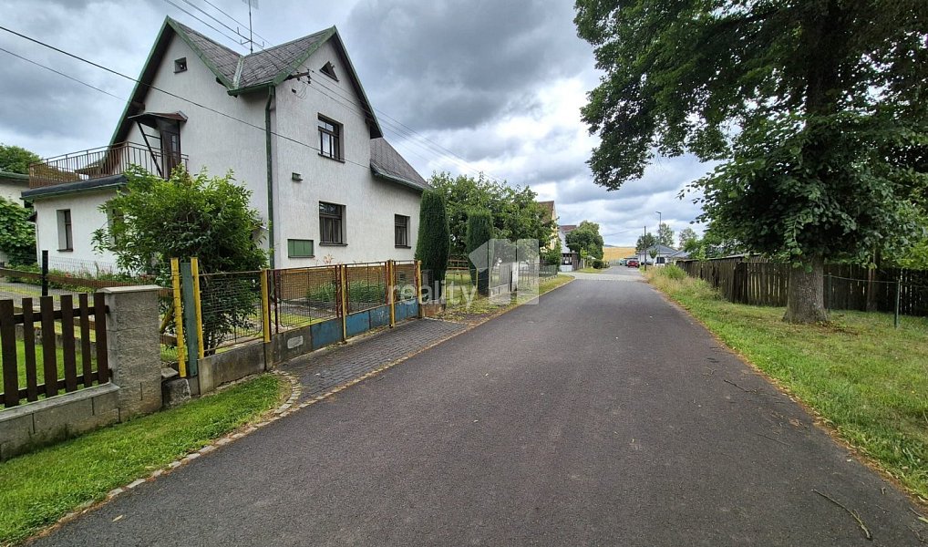 Prodej domu 147 m² s pozemkem 603 m², Plesná – náhled fotky 2
