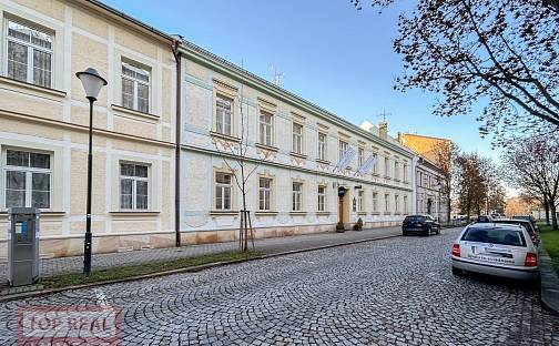 Pronájem bytu 1+kk 18 m², Malý val, Kroměříž