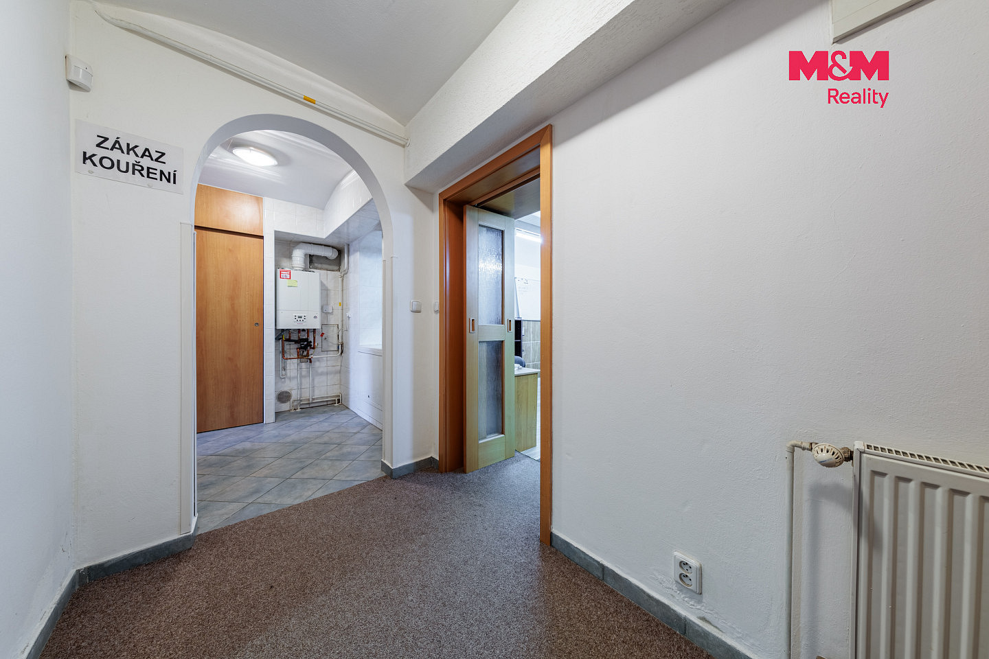 Prodej obchodních prostor 57 m² – fotografie 3