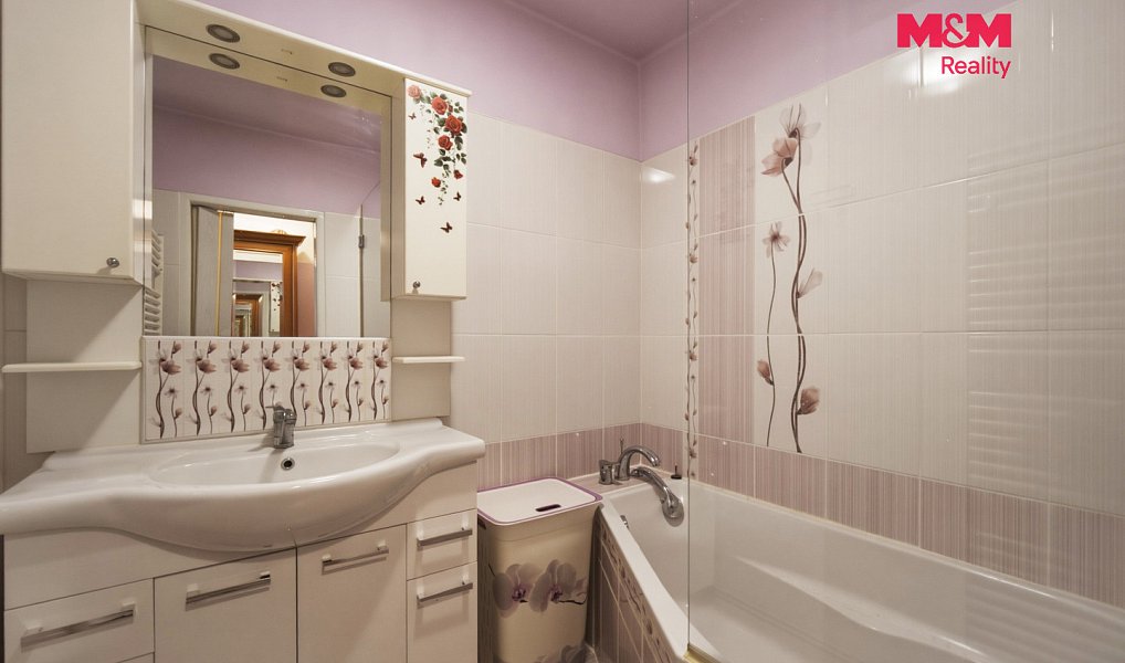 Prodej bytu 2+1 61 m², Hradec Králové – náhled fotky 14