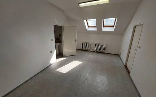 Pronájem kanceláře 28 m², nám. T. G. Masaryka, Moravská Třebová - Město, okres Svitavy