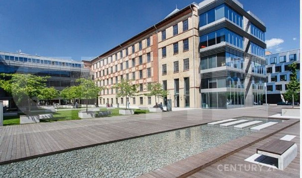 Pronájem kanceláře 330 m², Praha – fotka 1 z 5