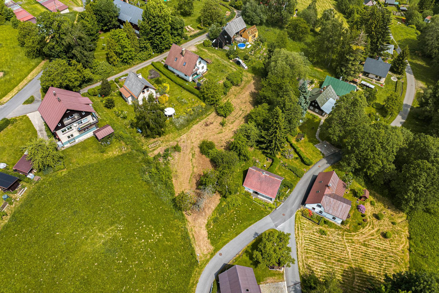 Prodej stavebního pozemku 1 785 m² – fotografie 5