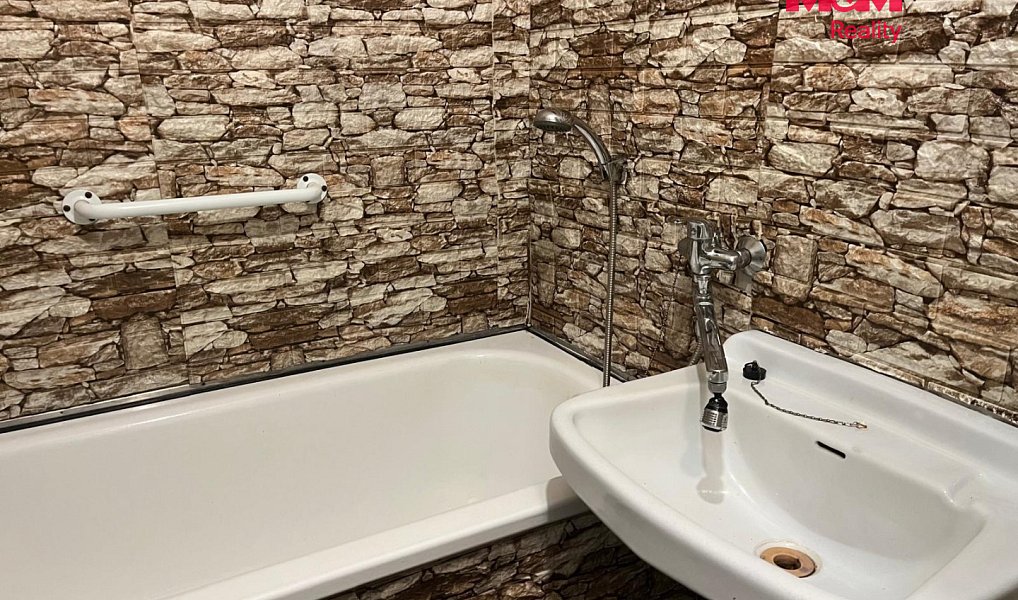 Prodej bytu 2+1 55 m², Louny – náhled fotky 7
