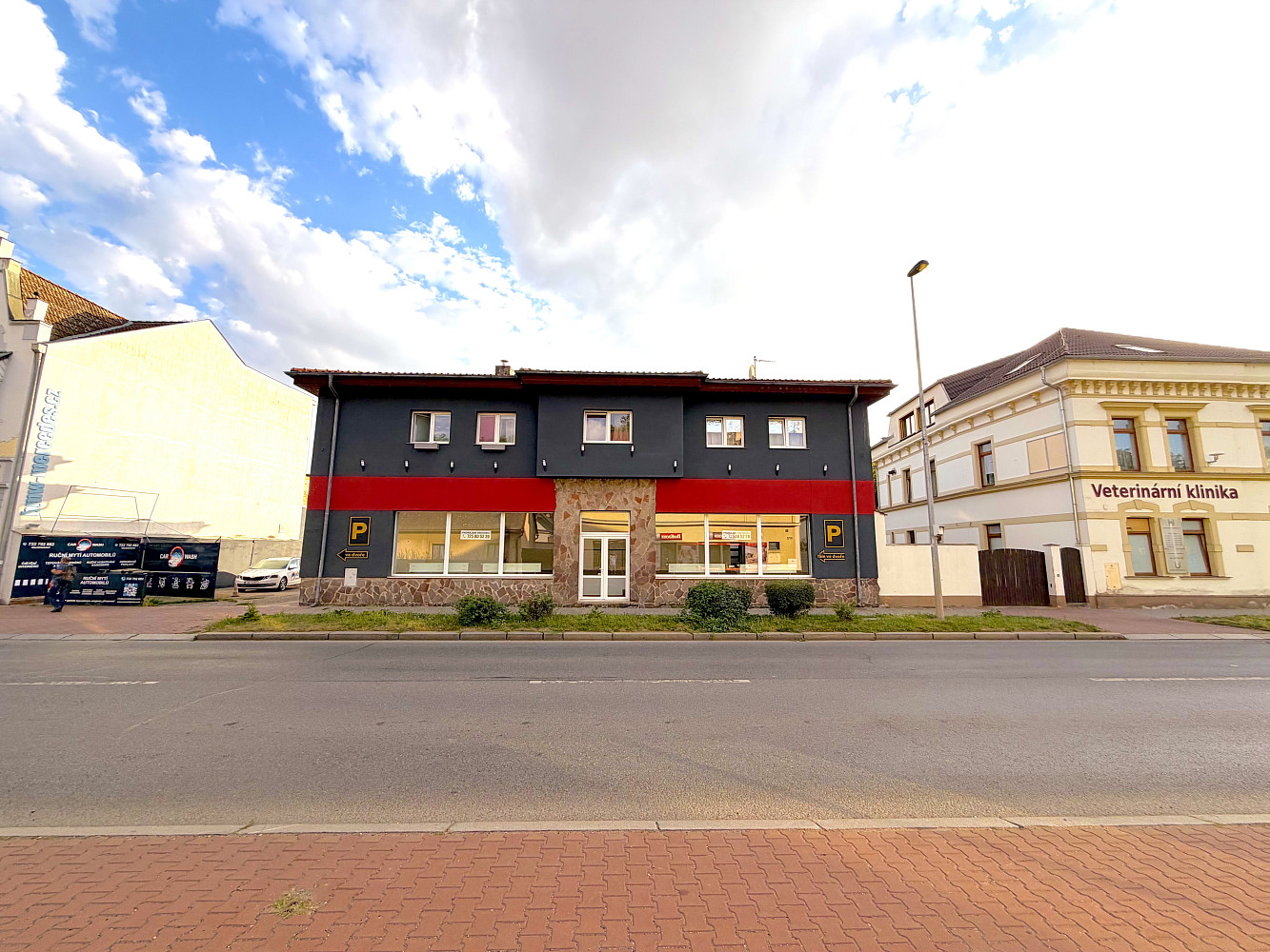 Pronájem obchodních prostor 137 m² – fotografie 3