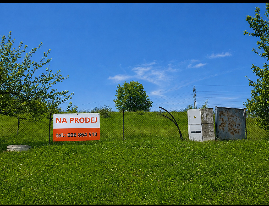 Prodej stavebního pozemku 1 516 m²