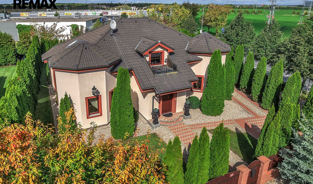 Prodej domu 285 m² s pozemkem 968 m², Šestajovice – náhled fotky 6