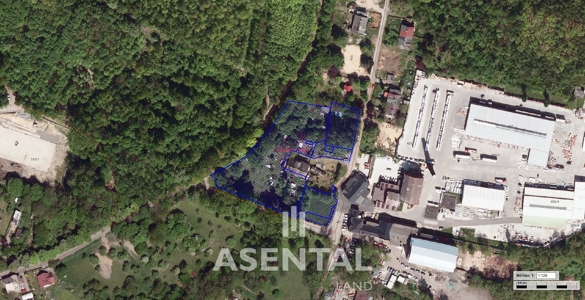 10 rooms, 784.0 m² in Ostrava