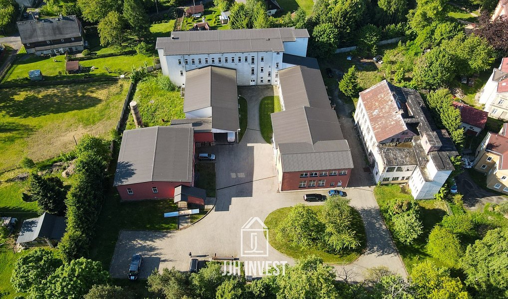 Pronájem kanceláře 107 m², Krásná Lípa – fotka 1 z 7