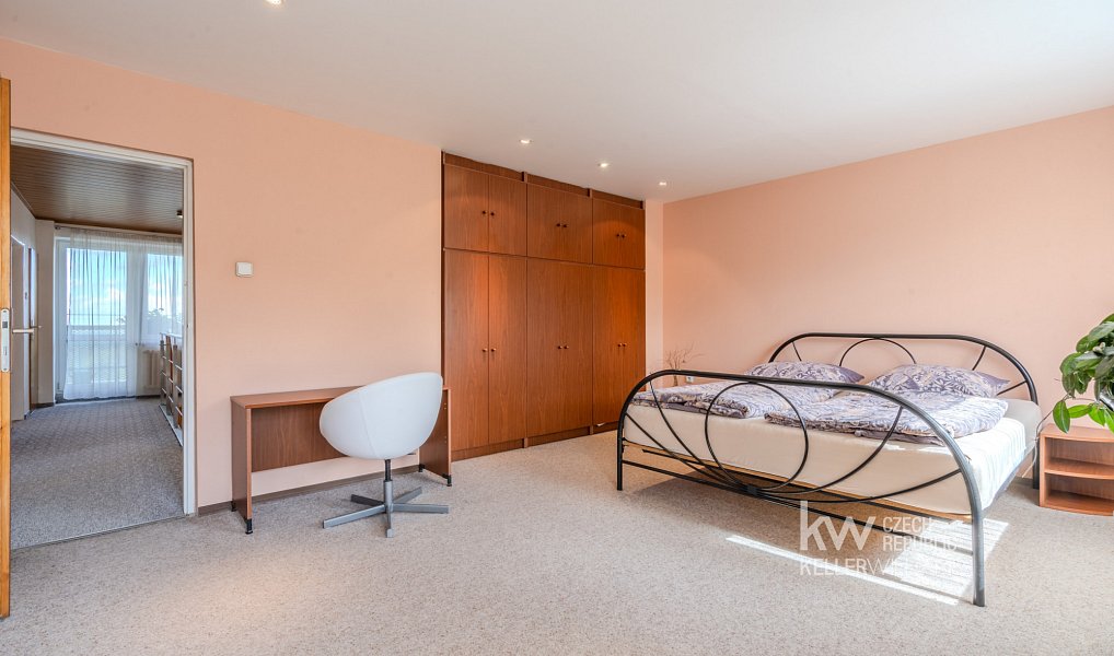 Prodej domu 256 m² s pozemkem 433 m², Kostelec nad Černými lesy – náhled fotky 3