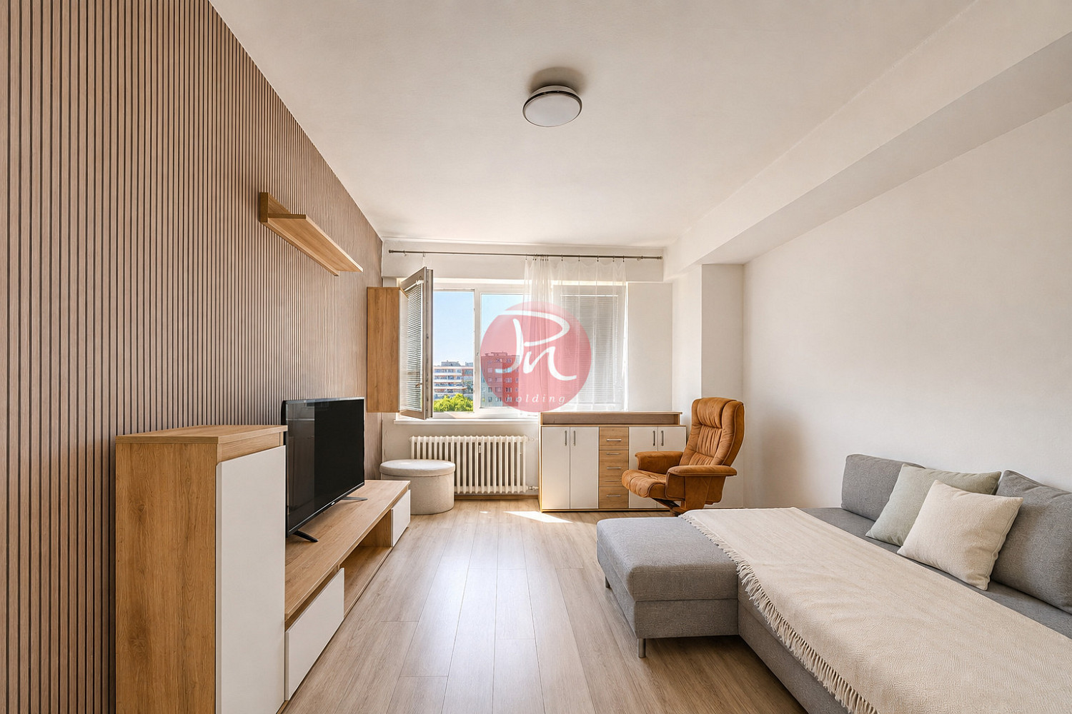 Prodej bytu 2+1 42 m² – fotografie 2