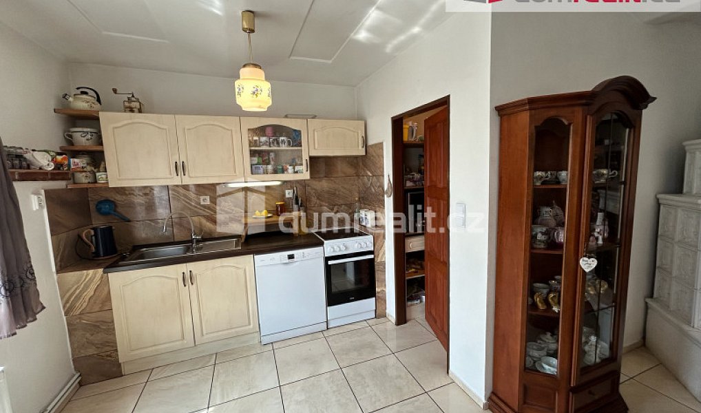 Prodej domu 240 m² s pozemkem 2 614 m², Chlístovice – náhled fotky 5