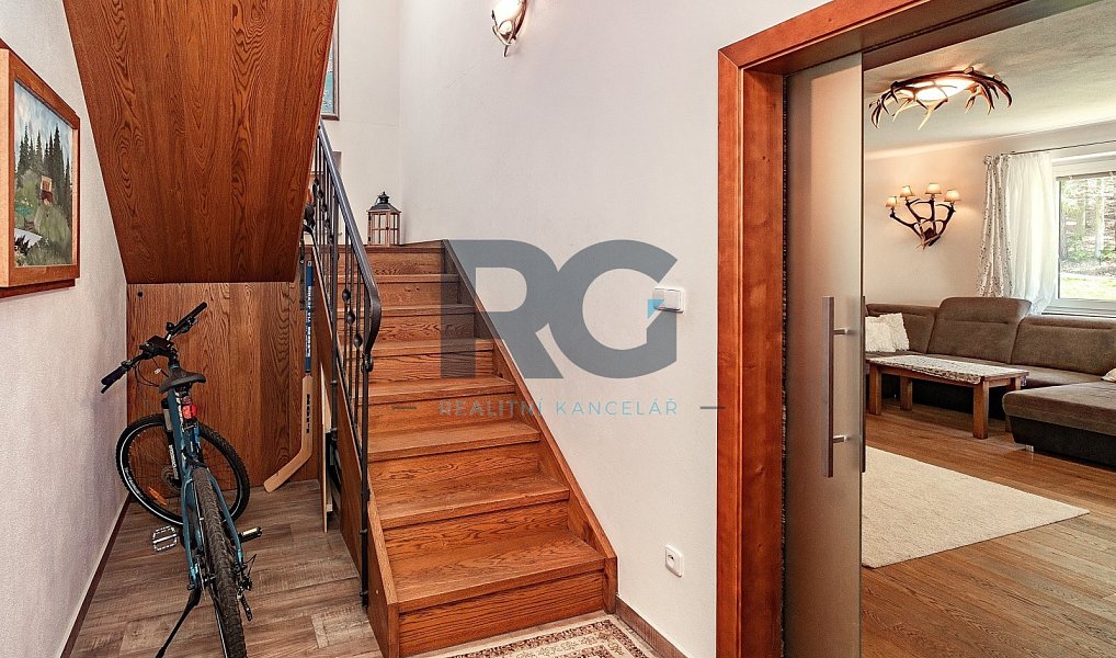 Prodej domu 491 m² s pozemkem 1 781 m², Písek – náhled fotky 34