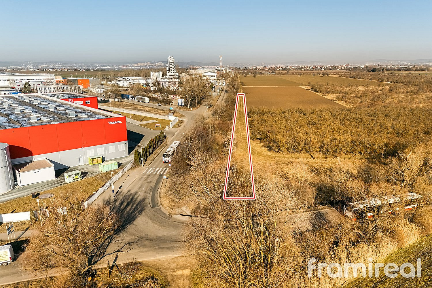 Prodej komerčního pozemku 1 525 m² — photo 2
