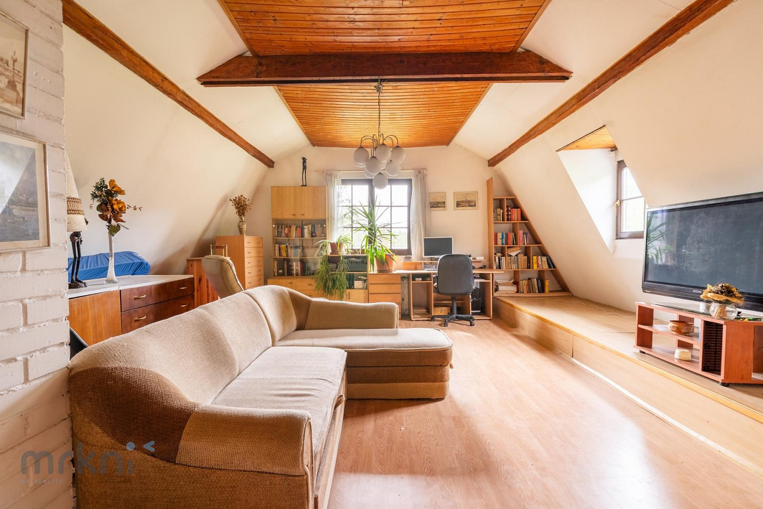 Prodej domu 100 m² s pozemkem 1 219 m² – fotografie 3