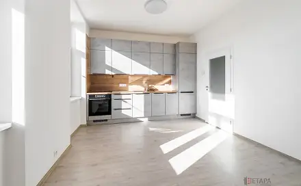 Pronájem bytu 1+kk 34 m², Rudolfovská tř., České Budějovice - České Budějovice 3