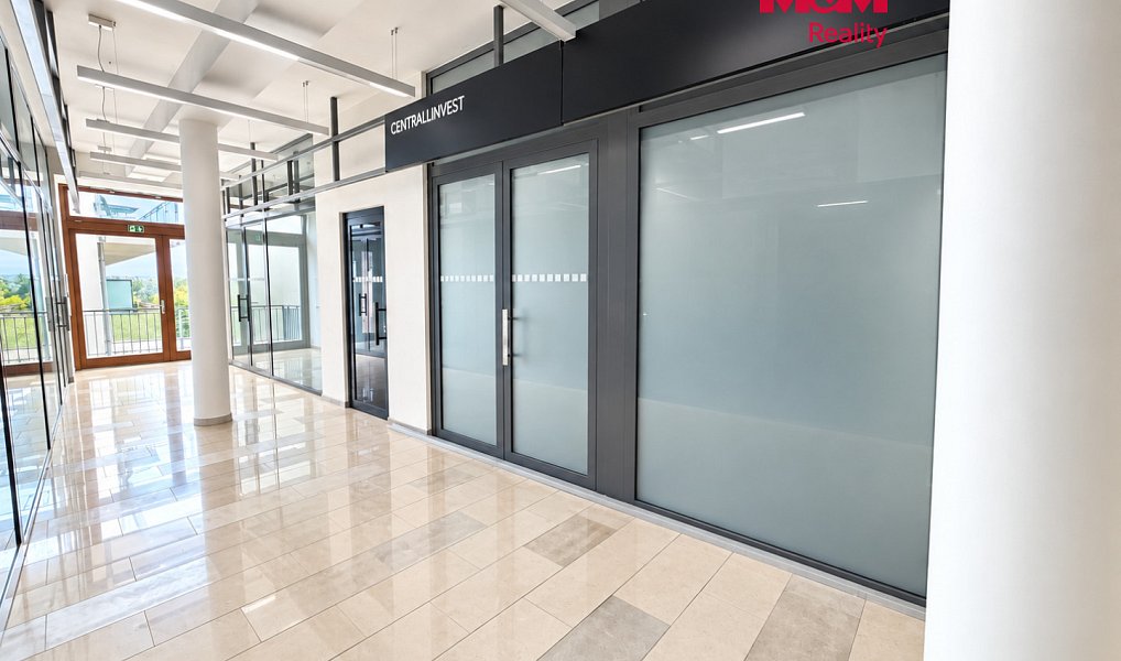 Prodej obchodních prostor 20 m², Hluboká nad Vltavou – fotka 1 z 12