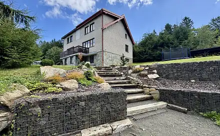 Prodej domu 138 m² s pozemkem 828 m², Benecko, okres Semily