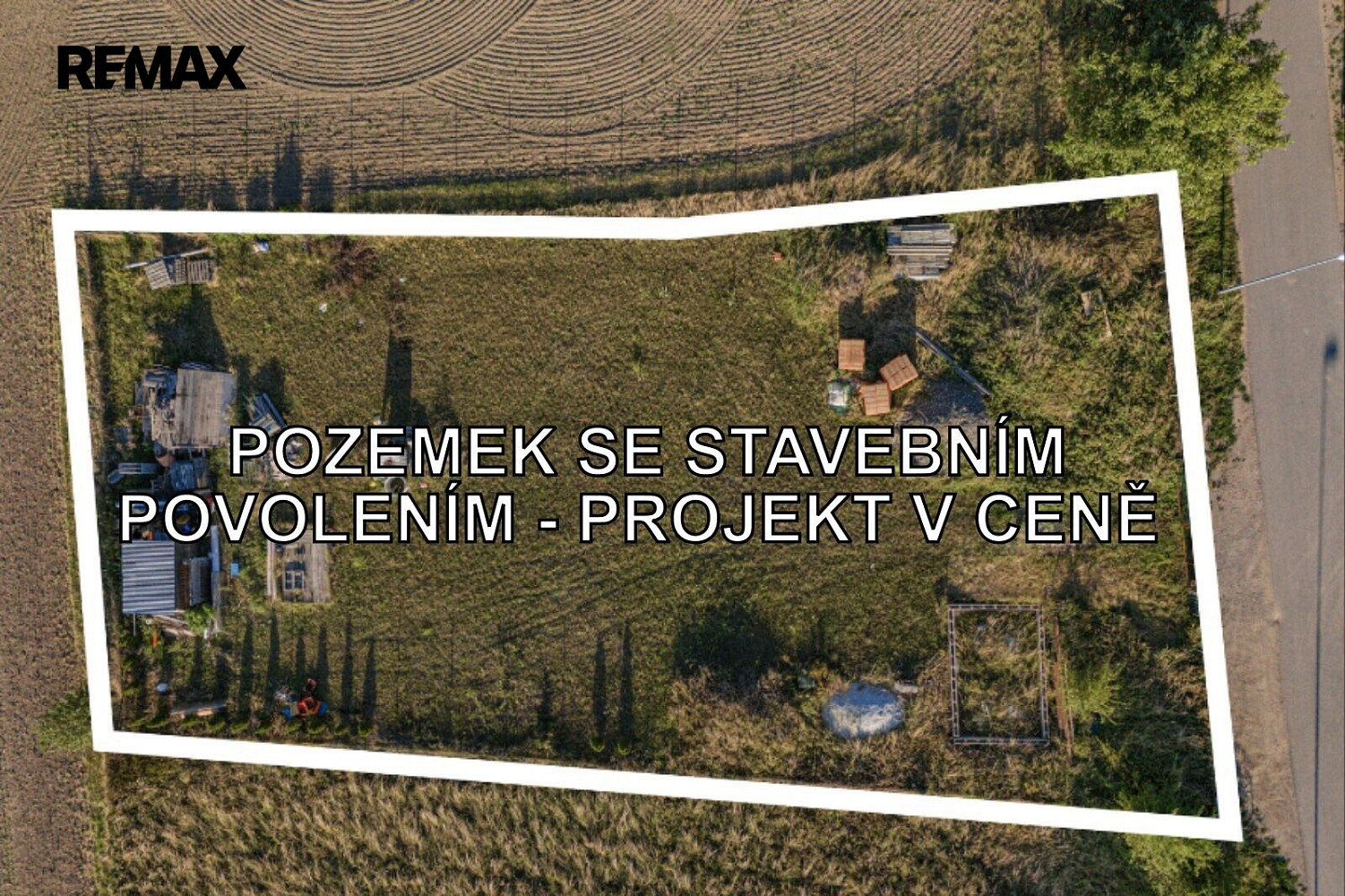 Prodej stavebního pozemku 1 295 m²