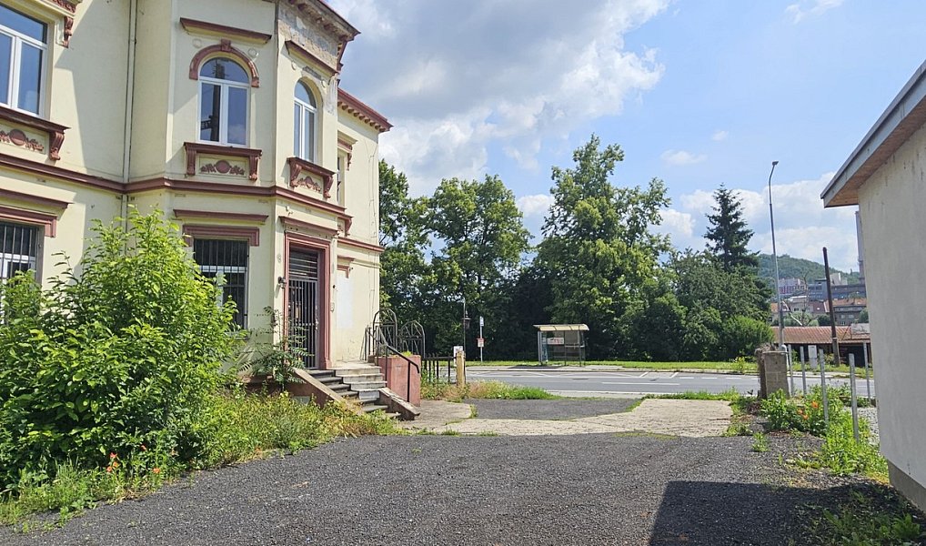 Prodej domu 800 m² s pozemkem 573 m², Ústí nad Labem – náhled fotky 3