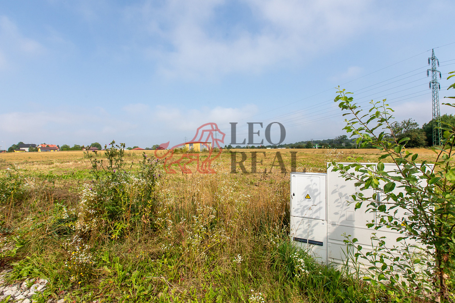 Prodej stavebního pozemku 1 000 m² – fotografie 2