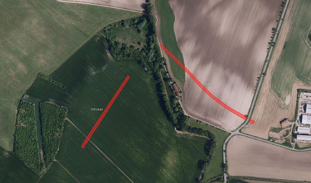 Prodej pole 11 062 m², Násedlovice – náhled fotky 2