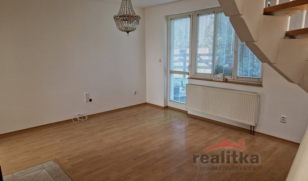 Pronájem domu 140 m² s pozemkem 370 m², Opava – náhled fotky 7