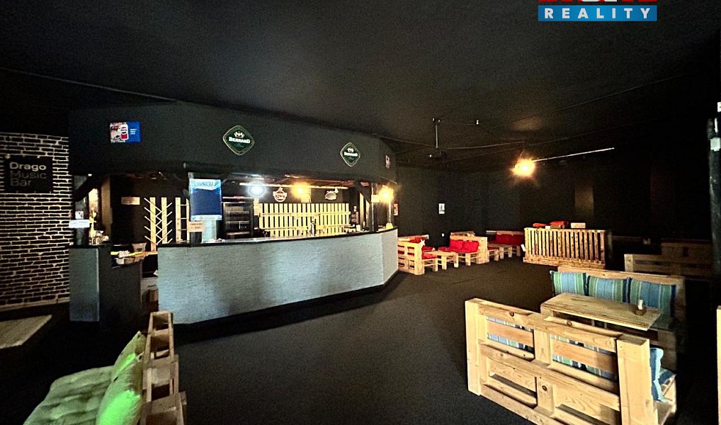 Pronájem obchodních prostor 582 m², Kopřivnice – náhled fotky 8