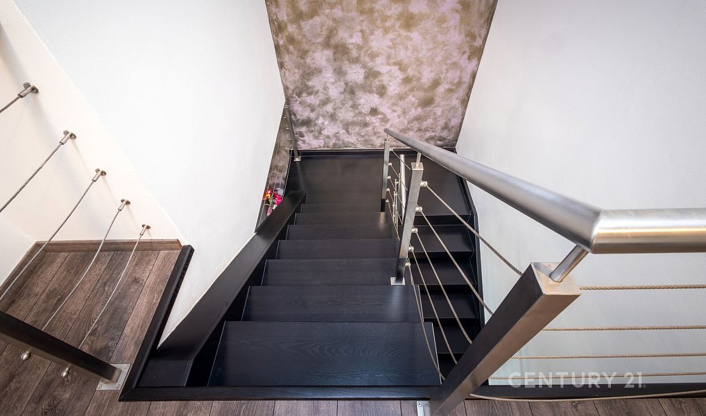 Prodej domu 181 m² s pozemkem 311 m², Kolín – náhled fotky 15