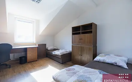 Pronájem pokoje 14 m², Náves Svobody, Olomouc