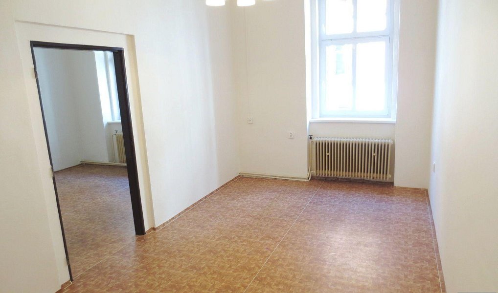 Pronájem bytu 2+1 68 m², Plzeň – náhled fotky 5