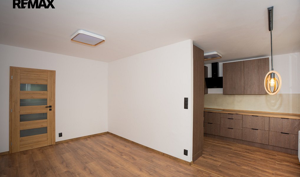 Prodej bytu 3+1 72 m², Teplice – náhled fotky 8
