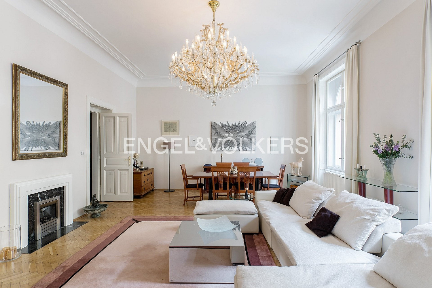Pronájem bytu 3+1 125 m² – fotografie 2