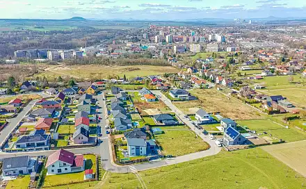 Prodej stavebního pozemku 863 m², Včelařská, Mělník