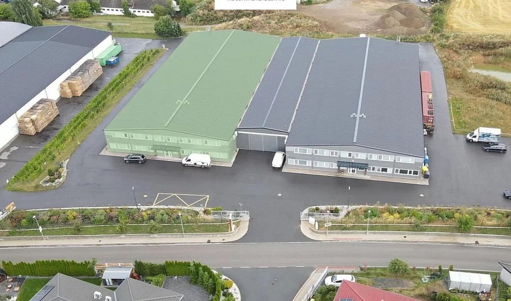 Pronájem skladovacích prostor 1 890 m², Herink – náhled fotky 3