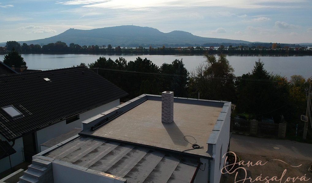Prodej domu 190 m² s pozemkem 236 m², Strachotín – náhled fotky 6