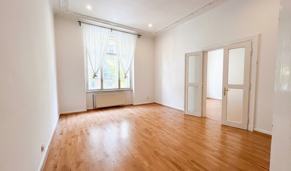 Pronájem bytu 3+1 103 m², Praha – náhled fotky 12