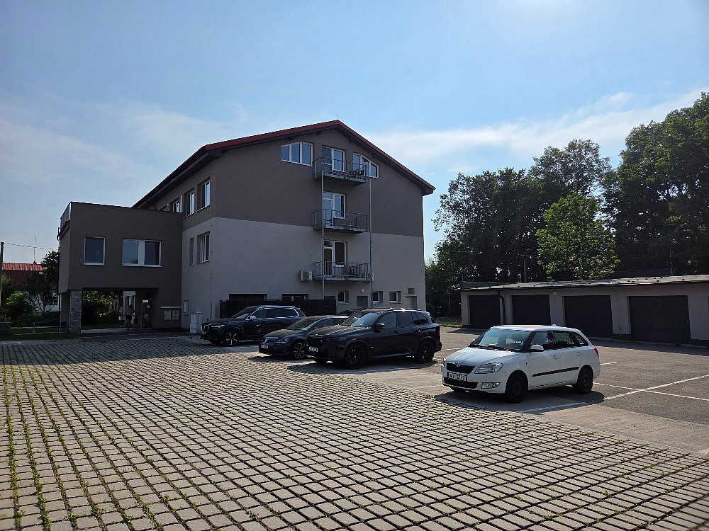 Pronájem bytu 2+kk 54 m² — photo 2