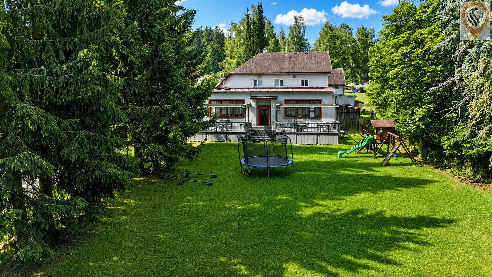 Prodej ubytovacího objektu 780 m² – fotografie 2