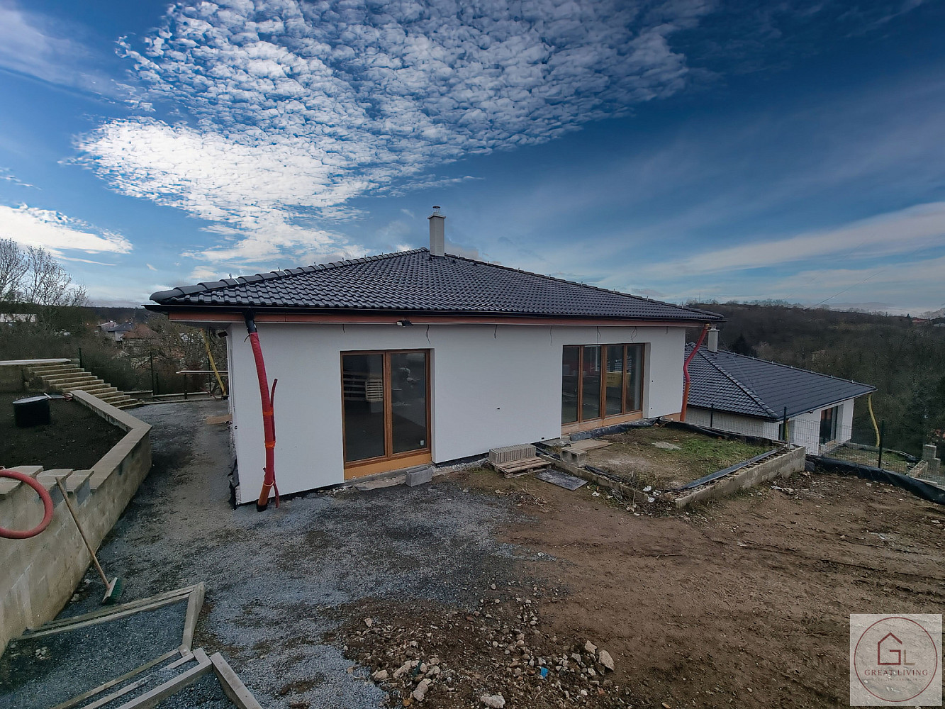 Prodej domu 206 m² s pozemkem 880 m² – fotografie 2