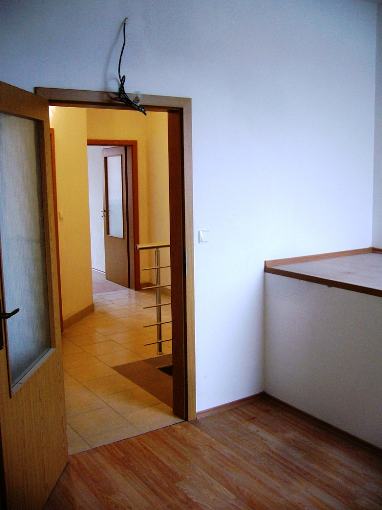 Pronájem bytu 3+kk 84 m² – fotografie 4