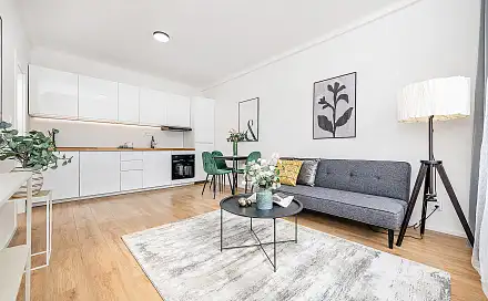Prodej bytu 2+kk 39 m², Průběžná, Praha 10 - Strašnice