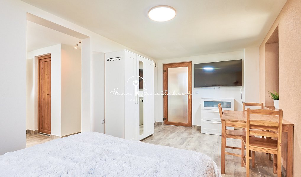 Prodej chaty/chalupy 133 m² s pozemkem 394 m², Černá v Pošumaví – náhled fotky 15