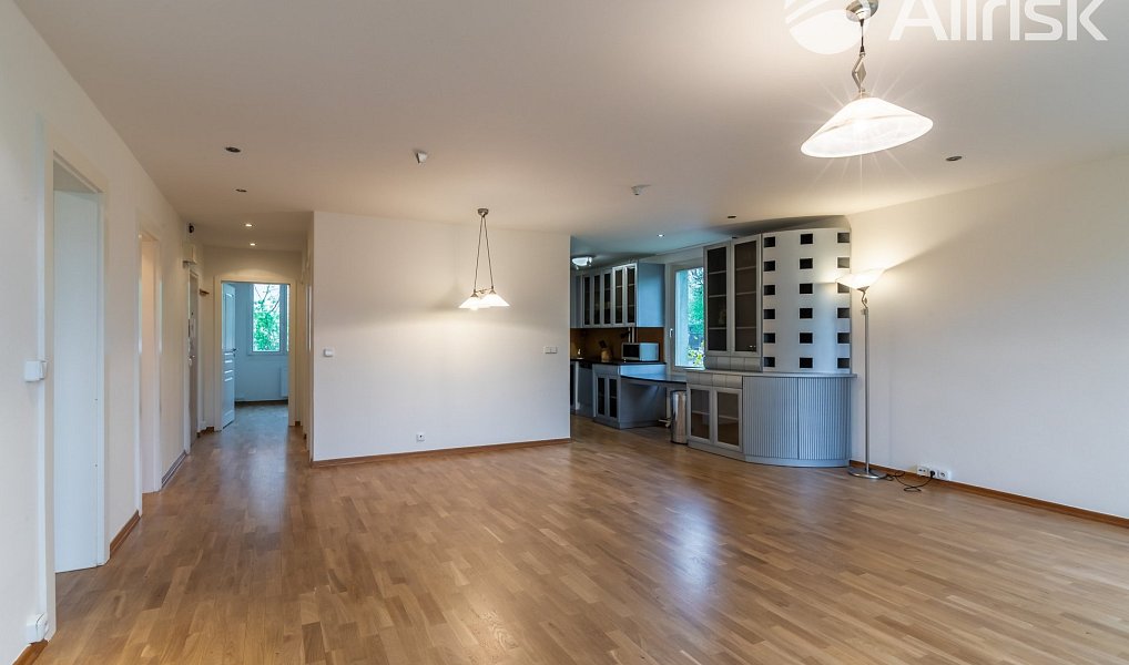 Prodej bytu 3+kk 87 m², Praha – náhled fotky 2