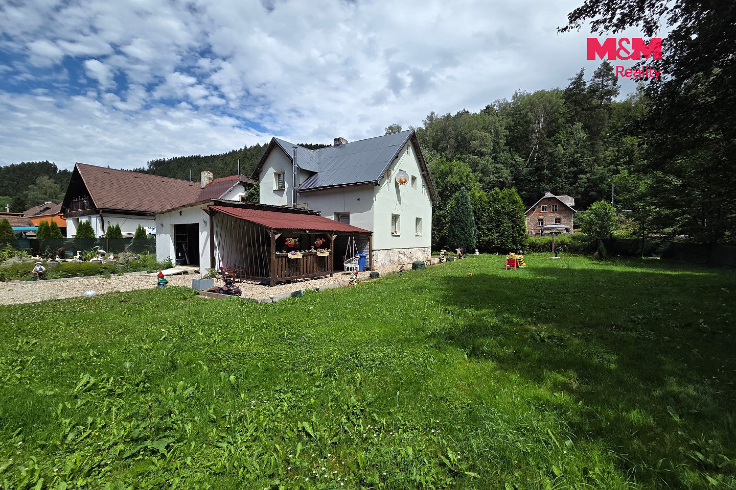 Prodej domu 120 m² s pozemkem 844 m² — photo 2