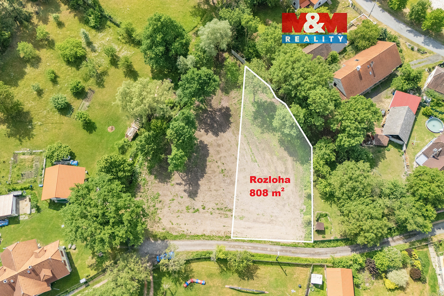 Prodej stavebního pozemku 808 m²