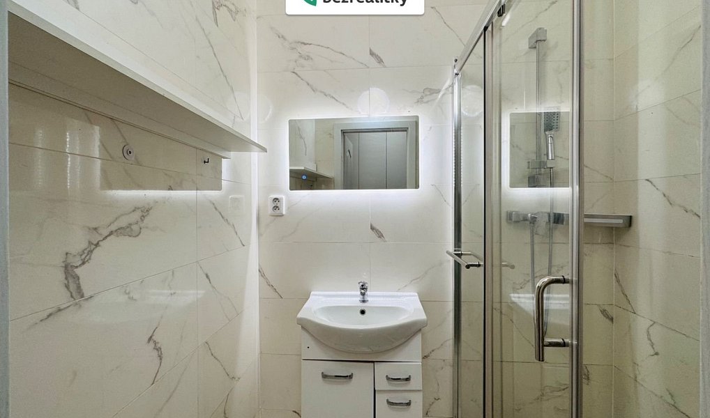 Prodej bytu 2+1 53 m², Praha – náhled fotky 8