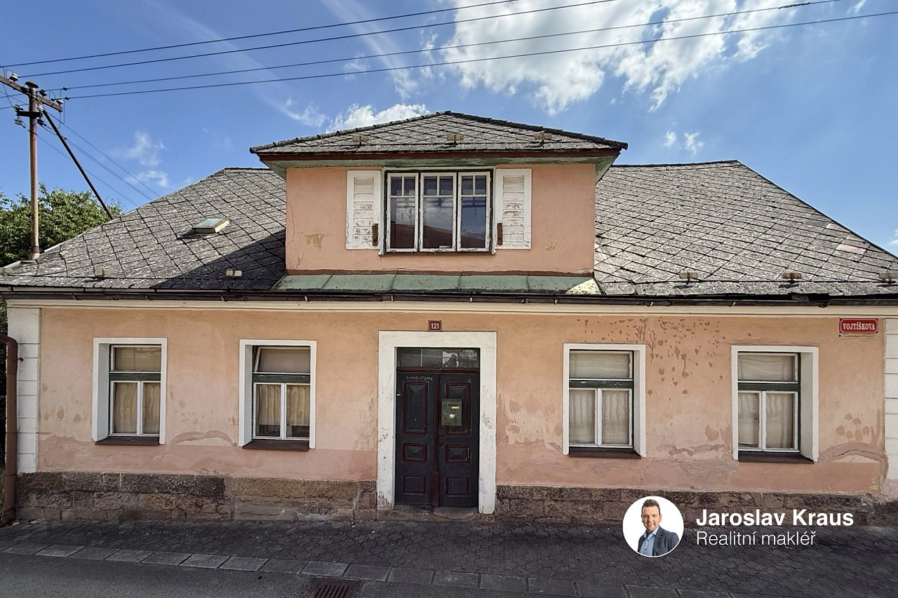 Prodej domu 186 m² s pozemkem 744 m²